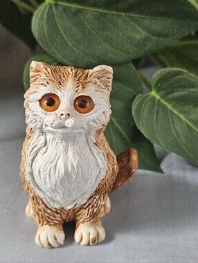 Vintage 1985 Stone Critters orange tabby kitten figurine. Stone Critters Collect